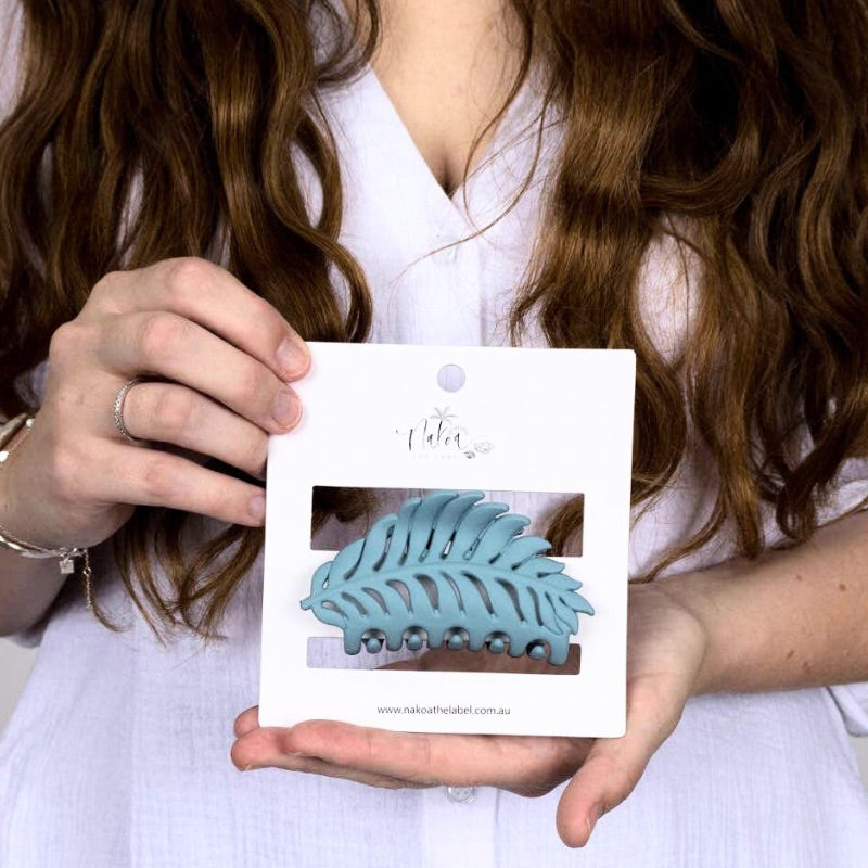 Claw Clip - Leaf - Light Blue