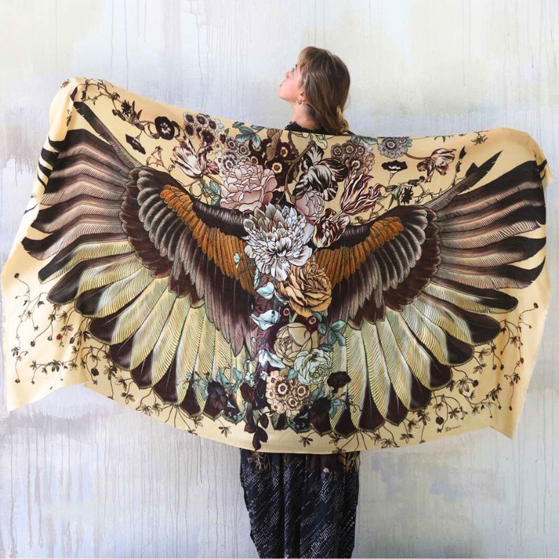 Shovava - Heart of Earth Scarf/shawl - Light Tones