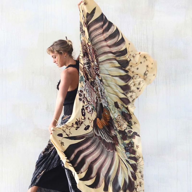 Shovava - Heart of Earth Scarf/shawl - Light Tones