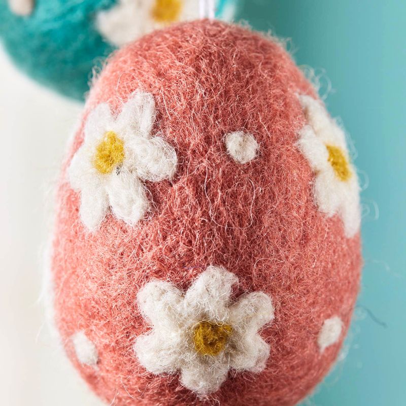 Felt Daisy Egg Decorations
