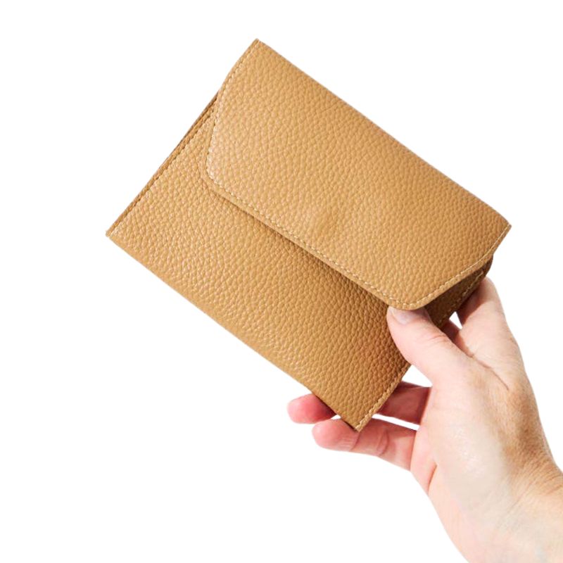 Manicure Set in Beige Vegan Leather