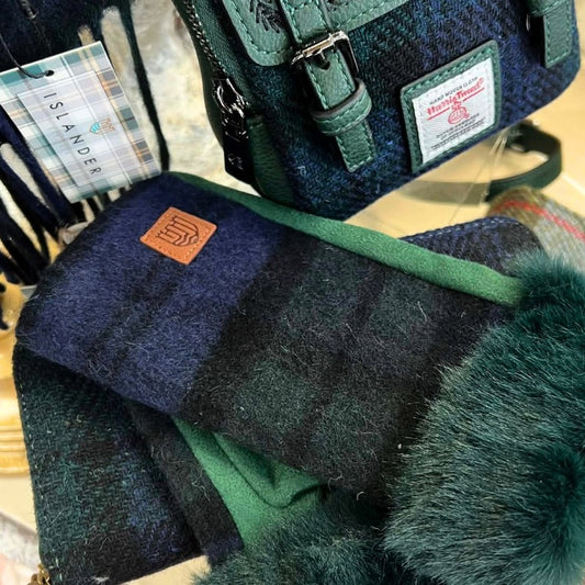 Islander UK Lambswool Fingerless Mittens in Black Watch Tartan