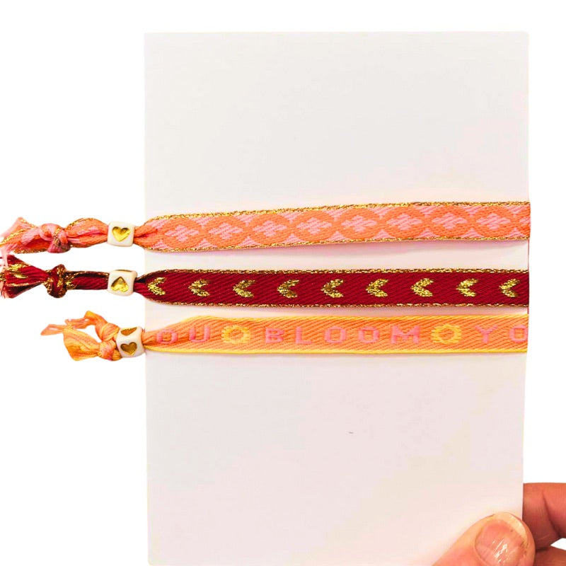 Big Love Greeting Card with 3 Ribbon Bracelets