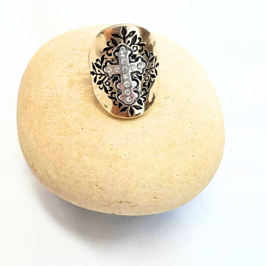 Western Cross Filigree Rhinestone Stretch Ring in Gold