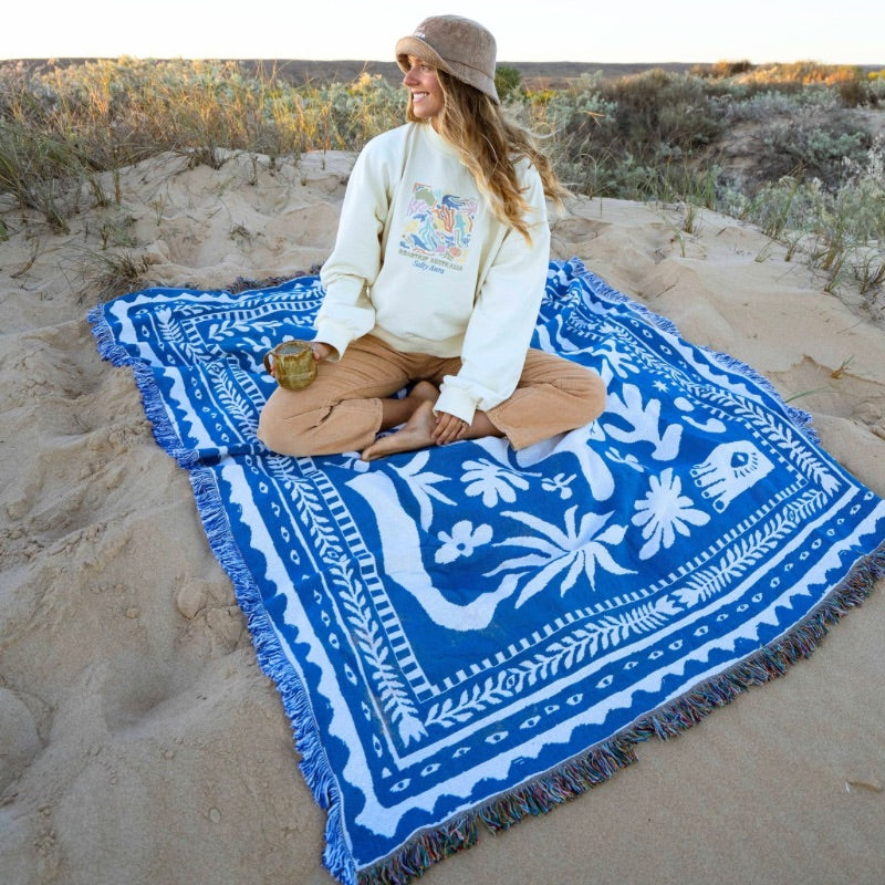 The Salty Aura Throw Rug