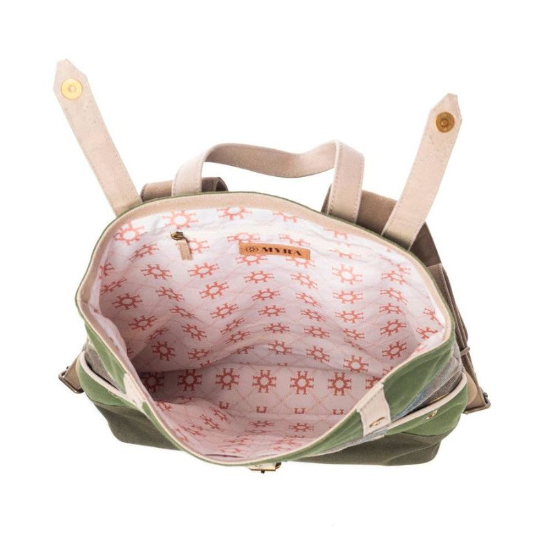Ranger's Day Backpack in Woodland Camo Green