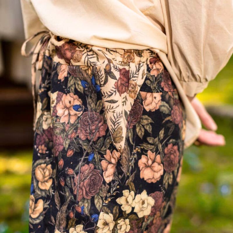 Lionheart Linen Crop Artist Pant