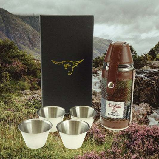 Glen Appin 8oz Harris Tweed Outdoor Flask in Chestnut Blue